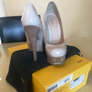 Fendi Nude Decollete Vitelli Spazzolato Shoes